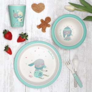 Bamboo kids tableware - Les Jolis Trop Beaux - Green - Lifestyle - Moulin Roty - Croque-Maman